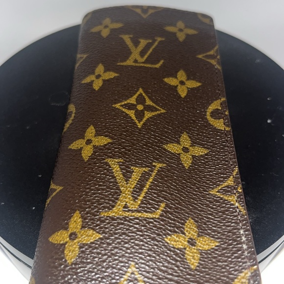 Authentic LV   Sunglasses or Eye  Case! - Picture 2 of 7